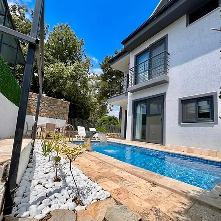 Duplex With Private Pool In Akyaka Atakoey موجلا
