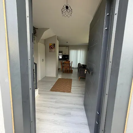 Duplex With Private Pool In Akyaka Atakoey * موجلا
